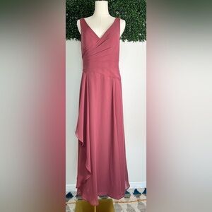 Elegant Pink Sleeveless Bridesmaid Dress